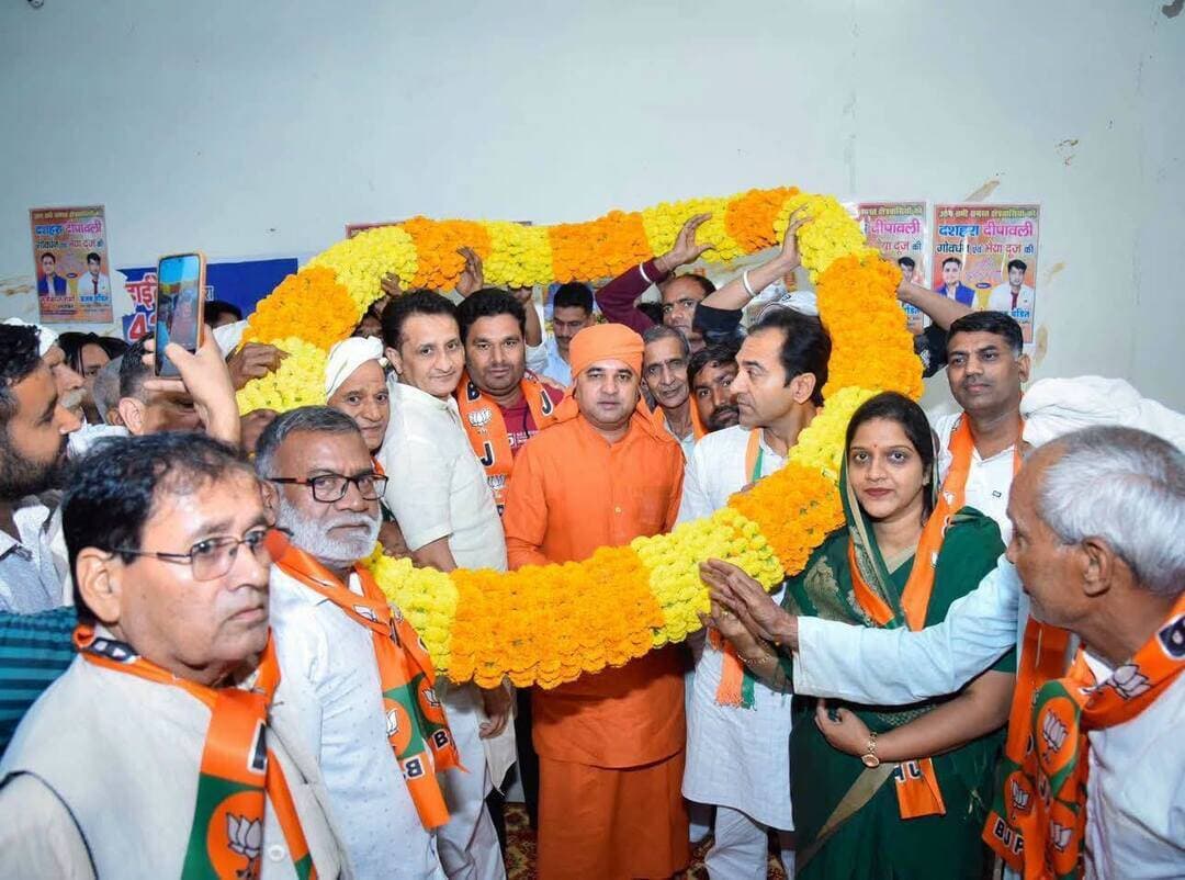 तिजारा में विधायक महन्त बालकनाथ योगी ने बीजेपी प्रत्याशियों के समर्थन में किया चुनाव प्रचार
Mahant Balaknath Yogi