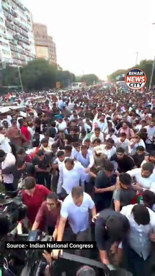 "शिव की बारात" 10 लाख लोग पहुंचेंगे ? CEC हटाओ, लोकतंत्र बचाओ, दिल्ली के रामलीला मैदान मे विशाल जनसभा 01-एक November को Congress आयोजित करेगा... #reels #news #Congress #rahulgandhi #RamlilaMaidan #CEC #raili #foryou #explore #shiv #shivbhakt #shivkibaarat