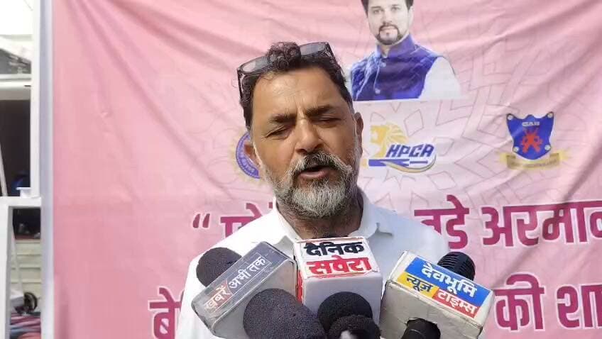 बिलासपुर के लुहणू मैदान में पहली बार होगी अंडर-19 महिला टी-20 चैलेंजर ट्रॉफी
गुलाबी थीम में सजेगा पूरा आयोजन, ‘छोटे कदम, बड़े अरमान, बेटियां बनेंगी भारत की शान’ के नारे के साथ महिला क्रिकेट को मिलेगा बढ़ावा
