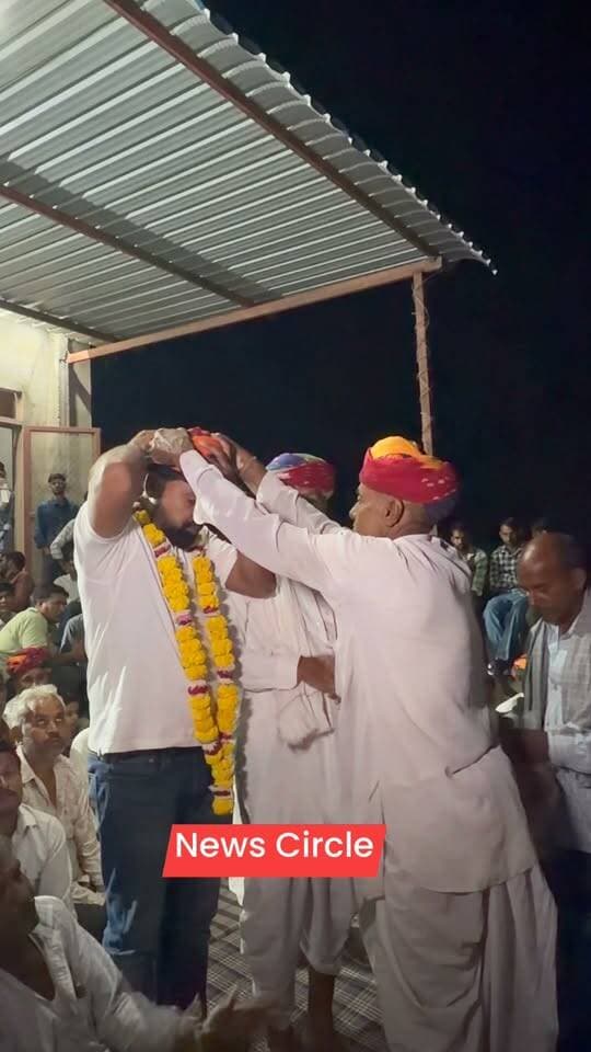 देर रात रघुनाथपुरा में भाजपा जिला परिषद सदस्य प्रत्याशी अंकुर गोदारा का जोरदार स्वागत, मिला भारी जनसमर्थन।
रघुनाथपुरा में देर रात तक चली जनसंपर्क की चर्चाओं और मुलाकातों के दौरान ग्रामीणों ने अंकुर गोदारा का स्वागत किया। इस दौरान गांव के गणमान्य नागरिकों एवं ग्रामीणों की उपस्थिति रही।
#AnkurGodara #BJP #Raghunathpura #NewsCircle