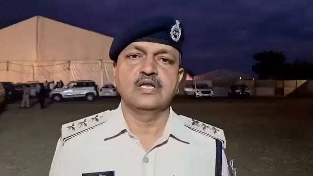 शिवपुरी-जिले के बदरवास थाना क्षेत्र में पत्नी द्वारा करवाचौथ व्रत ना रखने से नाराज पति ने थाने में कराई शिकायत दर्ज, उक्त मामले में कोलारस SDOP सजंय मिश्रा की प्रतिक्रिया आई सामने…