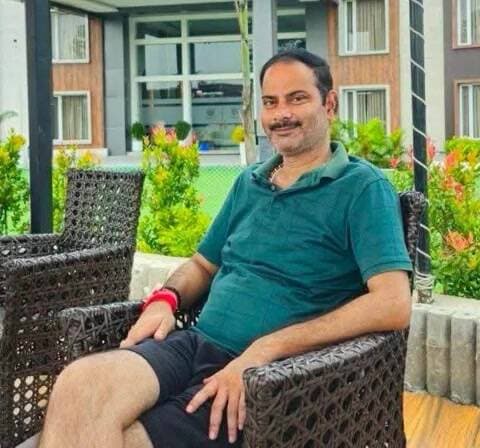 पूर्णिया पूर्व: लाइन बाजार में फॉर्च्यूनर गाड़ी नदी में गिरने से बबलू विश्वास की मौत