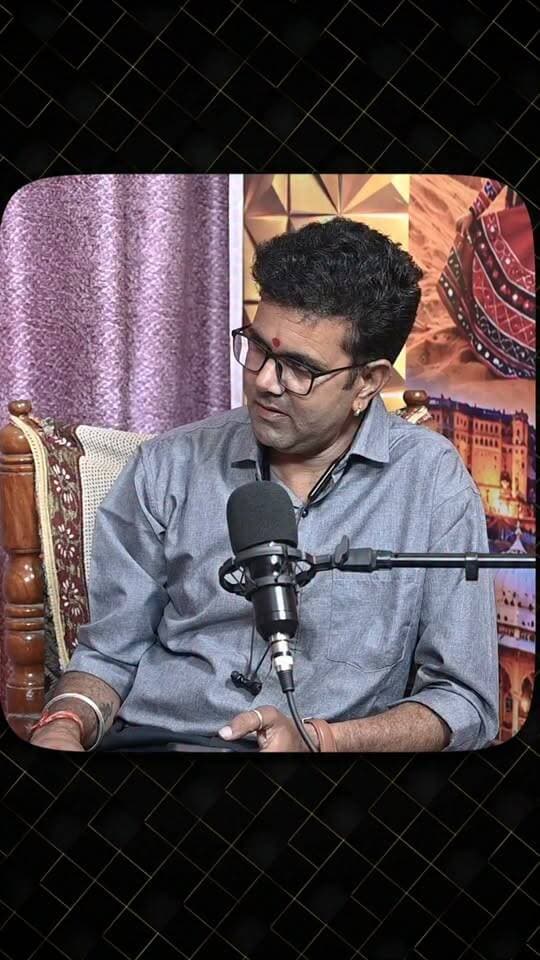 ग्राम पंचायत के मुद्दे, वोटर्स के सवाल और एक सच्ची बात! 🗳️🎙️ ग्राम पंचायत रामसाबास से सरपंच पद के दावेदार, रफीक ठेकेदार के साथ एक खास बातचीत।
आपको क्या लगता है, इस बार गांव की तकदीर कौन बदलेगा? कमेंट्स में जरूर बताएं! 👇
#hopecore #dystopain #frutegaraero #live #viral #ramsaabaas