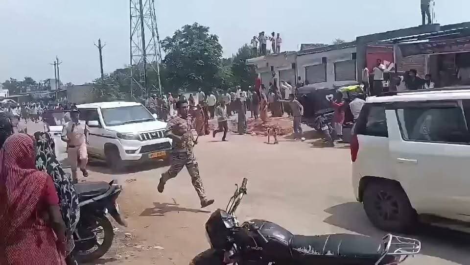 बिहार में गजब हो गया! पुलिस निकली थी शराब के खिलाफ छापेमारी करने, लेकिन बाजी ऐसी पलटी कि खुद पुलिस पर ही छापा पड़ गया!