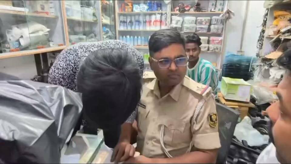 केंट RO के भरोसे का खेल, स्पेयर पार्ट्स की जांच में खुला राज, दुकान पर FIR दर्ज