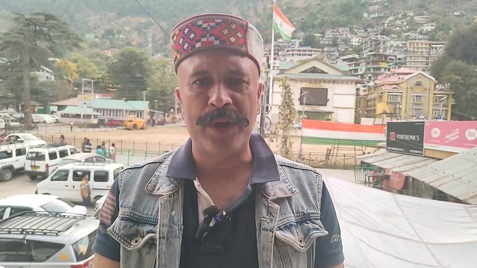 कुल्लू लाइव - 1 नवंबर को दिल्ली में होगा कांग्रेस का विशाल प्रदर्शन
क्या कुछ रहेगी रूपरेखा
अधिक जानकारी दे रहे कांग्रेस प्रदेश प्रवक्ता नवनीत सूद। Kullu Times