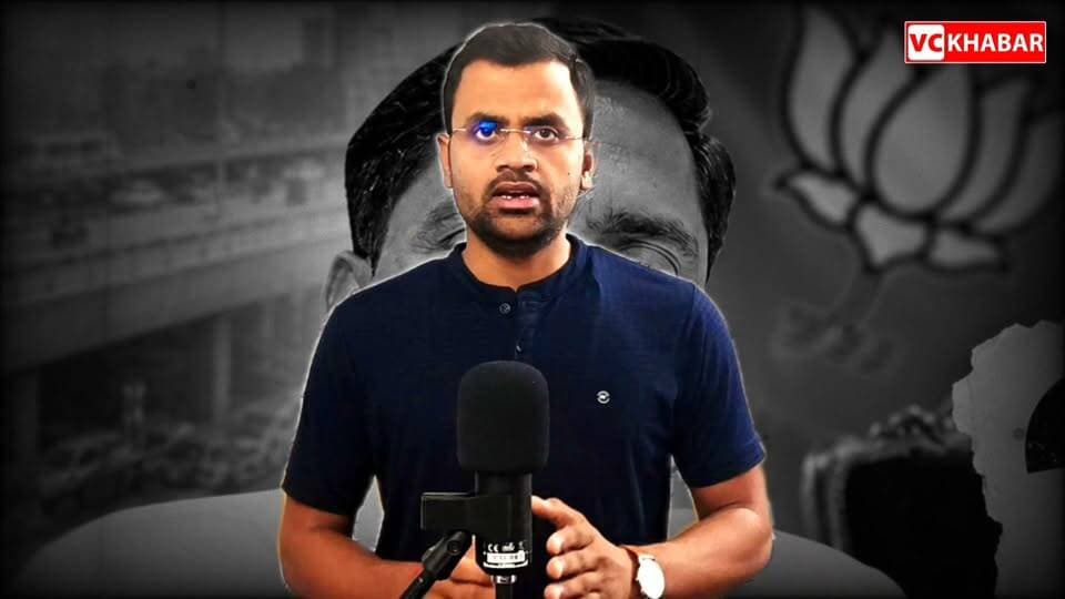 #LatestNews मुगलसराय विधानसभा में BJP का टिकट किसे मिलेगा? 🤔 क्या Sitting MLA रमेश जायसवाल को दोबारा मौका मिलेगा या इस बार किसी नए चेहरे पर दांव लगाएगी पार्टी?
डॉ. केएन पाण्डेय, संतोष गुप्ता और राणा प्रताप सिंह—इन तीनों की दावेदारी के बीच क्या हैं राजनीतिक समीकरण? जातीय गणित, संगठन की पकड़ और जीत की संभावनाओं का पूरा Analysis देखिए इस वीडियो में।
आपकी नजर में Mughalsarai से BJP का सबसे मजबूत दावेदार कौन है? Comment करके अपनी राय जरूर बताएं! 👇
#Mughalsarai #BJP #Chandauli #UPPolitics