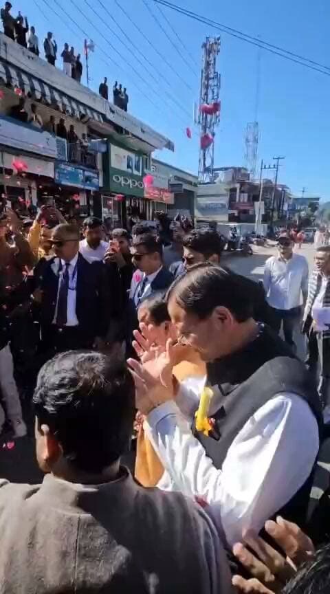 श्रीनगर गढ़वाल में आयोजित 'लोकतंत्र बचाओ, अराजकता हटाओ' कार्यक्रम में शामिल हुए सीएम धामी