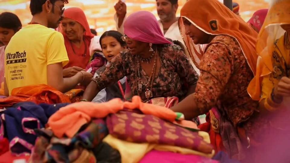 शिव विधायक रविन्द्र सिंह भाटी ने जरूरतमंद परिवारों के साथ बांटी दीपावली की खुशियां
Ravindra Singh Bhati BJP Rajasthan BJP Barmer