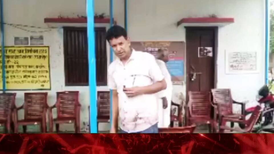 गम्हरिया,बढ़ती अपराधिक घटनाओं को लेकर व्यापार संघ ने किया बैठक।
रिपोर्ट: मो.आलम