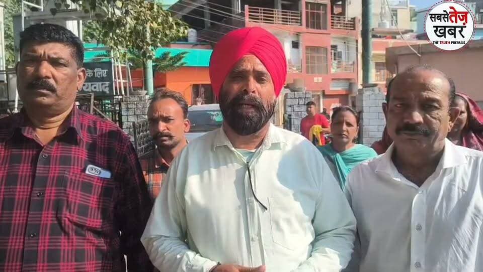 नाहन में EO के तबादले के बाद बिगड़े हालात, कर्मचारियों को नहीं मिल रही समय पर सैलरी..
