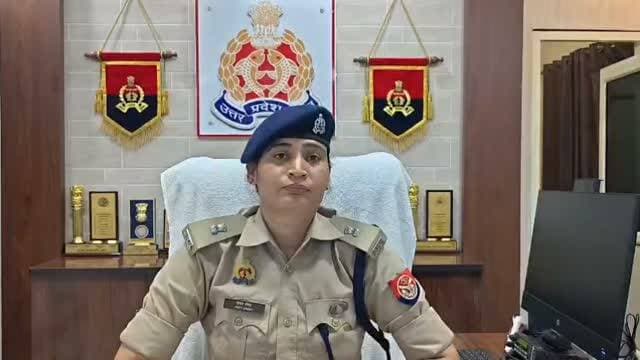 वकील और पुलिस प्रकरण में सीसीटीवी आने के बाद झाँसी एसपी सिटी प्रीति सिंह क्या कह रही है सुनिए