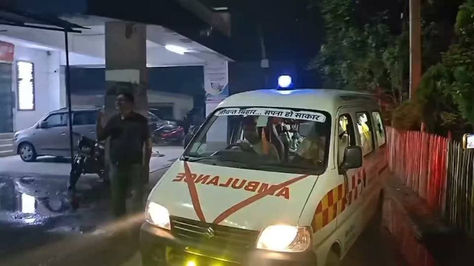 कटिहार में नाश्ते की दुकान पर सिलिंडर से हा/दसा, चार बच्चों समेत पांच लोग झुल/से