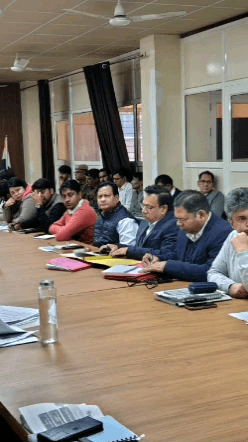 खैरथल जिला कलेक्टर ने जिला पर्यावरण समिति की बैठक में दिए निर्देश, अगले मानसून में 25 लाख पौधे लगाने का लक्ष्य