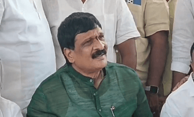 రామాయంపేట్: కల్వకుంట కాంగ్రెస్ పార్టీలో హరీష్ రావు కోవర్టులు ఉన్నారు మాజీ ఎమ్మెల్యే హనుమంతరావు