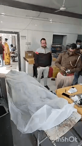 नदबई: नदबई में ट्रॉले ने बाइक सवार को कुचला, हादसा नदबई कुम्हेर रोड बाइपास पर हुआ, शव को मॉच्र्युरी में रखवाया गया