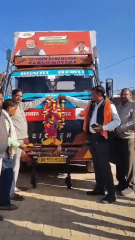 भुसावर: ग्राम पंचायत मोलोनी, गागरौली, रहीमगढ़, सिरस में विकास रथ पहुँचा, सरकार की जनकल्याणकारी योजनाओं से कराया गया अवगत