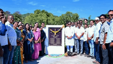 मुरुड: मुरुड येथील ग्रामपंचायत विहूर अंतर्गत ताडदेव-मोरे रस्त्यावरील साकवाचे लोकार्पण