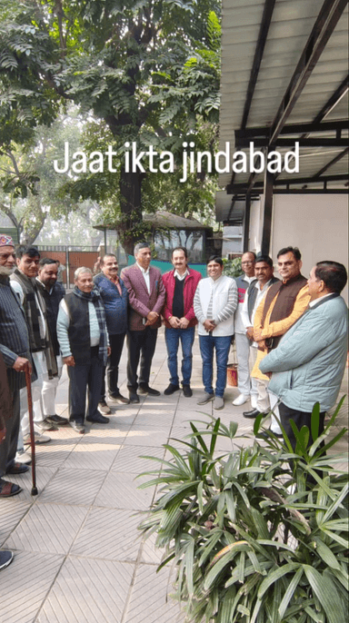 आदरणीय बड़े भाई प्रदीप चौधरी विधायक सादाबाद जी के बेटे के शादी समारोह में रहना हुआ