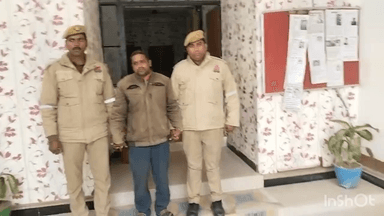 मार्टिनगंज: खेत की सिचाई के विवाद में तलवार से जानलेवा हमला करने वाले अभियुक्त को चौकी के पास किया गिरफ्तार, भेजा जेल