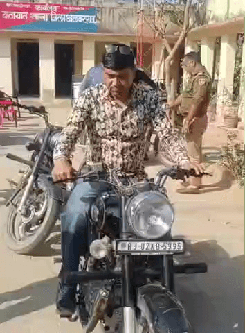 अलवर: ट्रैफिक पुलिस ने शहर में की कार्रवाई, कर्कश आवाज निकालने वाली 5 बाइक की ज़ब्ती