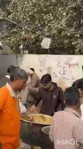 भरतपुर: नीम दा गेट हनुमान मंदिर पर अनकुट प्रसादी का आयोजन किया गया