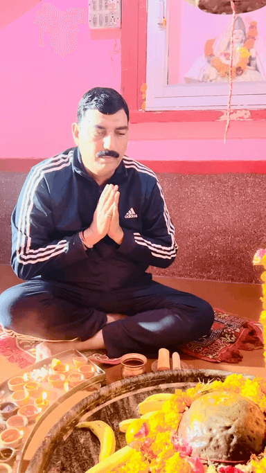 राचीन शिव मंदिर भनियावाला मंदिर उत्तराखण्ड में दर्शन एवं पूजन । नए साल पर सभी शिव भक्तों की मनोकामना पूरी हो।
#har_har_mahadev
#om_namah_shivay