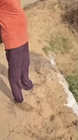 नारायणपुर: नारायणपुर इलाके के लादुवास मालेरा पुलिया क्षतिग्रस्त, ग्रामीणों ने घटिया निर्माण का लगाया आरोप