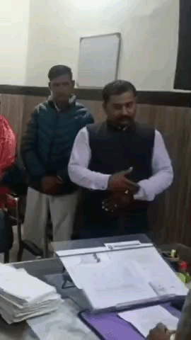 बहरोड़: बहरोड के तसींग के ग्रामीणों में वार्ड पुनर्गठन को लेकर नाराज़गी, ऊंटोली को तसींग से जोड़ने पर उठाई आपत्ति