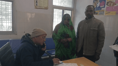 भांडेर: बड़ेरा सोपान में कचरा डालने के विवाद में 2 लोगों ने माँ-बेटे से की मारपीट, घायल अस्पताल में भर्ती