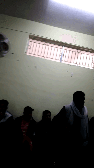 सोशल वर्कर उषा देवी लातेहार प्रखंड पंचायत धनकारा माननीय विधायक प्रकाश राम जी के द्वारा ग्रामीणों की समस्याओं को लातेहार ब्लॉक मैं जनता दरबार लगाकर ग्रामीण की हर तरह की छोटी बड़ी समस्याओं को लंबित काम को घंटे में करवाए