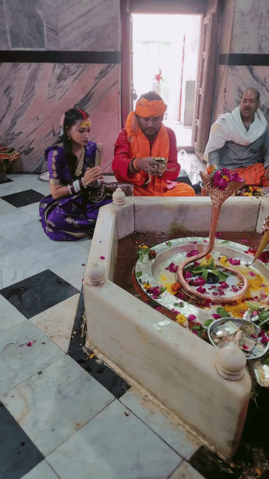 माघ मेला प्रयागराज 2026 महा देव मंदिर सोमेश्वर महादेव अरेल घाट में पूजा अर्चना करने का सौभाग्य प्राप्त हुआ हर हर महादेव श्री दया निधि मानव सेवा संस्थान ट्रस्ट अध्यक्ष एवं संस्थापक शिवम मिश्रा जी कौशांबी