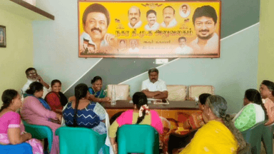அரூர்: திமுக நகர அலுவலகத்தில், பொங்கல் பண்டிகை முன்னிட்டு ஆலோசனைக் கூட்டம்