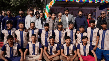 नजफगढ़: सीएम रेखा गुप्ता ने पीतमपुरा के सर्वोदय विद्यालय में 47वीं जूनियर बॉयज नेशनल हैंडबॉल चैंपियनशिप का शुभारंभ किया