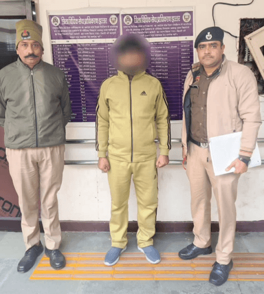 बहादुरगढ़: झज्जर पुलिस ने अवैध हथियार और दो जिंदा कारतूस के साथ एक आरोपी को गिरफ्तार किया