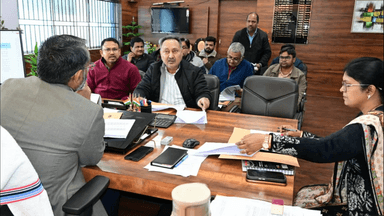 जमुआ: उपायुक्त रामनिवास यादव की अध्यक्षता में स्वास्थ्य विभाग की समीक्षा बैठक समाहरणालय सभागार में सम्पन्न।