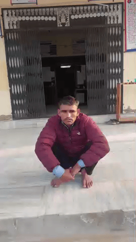 मौजमाबाद: मौजमाबाद थाना पुलिस ने मीरापुरा गांव में हुई हत्या के मामले का खुलासा करते हुए मुख्य आरोपी को गिरफ्तार किया