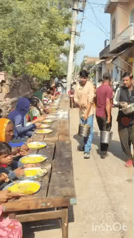 बयाना: गोपेश्वर महादेव मंदिर में फूल बंगला झांकी का आयोजन, अन्नकूट महोत्सव