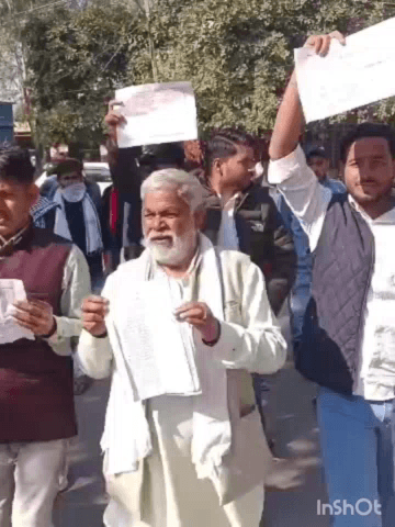 उच्चैन: चक सहना को सहना ग्राम पंचायत में यथावत रखने को लेकर दिया गया ज्ञापन