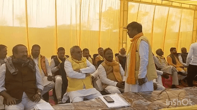 बुढ़नपुर: अहरौला के खजुरी में सुहेलदेव भारतीय समाज पार्टी द्वारा सेना के गठन व प्रशिक्षण कार्यक्रम का आयोजन हुआ