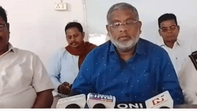 ପାରଳାଖେମୁଣ୍ଡି: ଗୁମା ବ୍ଲକ୍ ରେ ବାଇକ୍ ରେ ସବ ବୋହିବା ଘଟଣା କୁ ନେଇନାଗରିକ ମଞ୍ଚର ଆନ୍ଦୋଳନ ଚେତାବନୀ