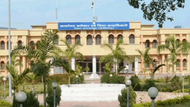 बागबाहरा: अनुमति के बाद ही मुरूम परिवहन को मिलेगी स्वीकृति, अवैध उत्खनन पर कड़ी कार्रवाई की चेतावनी दी गई है