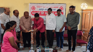 ಕುಂದಗೋಳ: ಕುಂದಗೋಳದಲ್ಲಿ ಆಶಾ ಕಾರ್ಯಕರ್ತರಿಗೆ ಆಹಾರ ಸಾಮಗ್ರಿಗಳ ಕಿಟ್ ಹಾಗೂ ಶ್ರವಣ ಸಾಧನ ಯಂತ್ರಗಳನ್ನು ವಿತರಿಸಿದ ಶಾಸಕ ಎಂ.ಆರ್.ಪಾಟೀಲ್