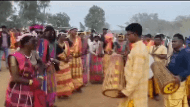 गुराबंदा: गुड़ाबांदा के रेडुआ गांव में टुसू मेला का भव्य आयोजन, विधायक सोमेश चंद्र सोरेन भी हुए शामिल