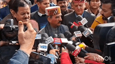 मनाली: मनाली पहुंचने पर मीडिया से रूबरू हुए मुख्यमंत्री सुखविंदर सिंह सुक्खू