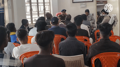 नौहट्टा: नौहट्टा थाना परिसर में सरस्वती पूजा को लेकर आयोजित की गई शांति समिति की बैठक