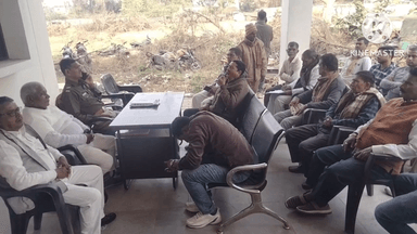 पथरगामा: पथरगामा थाना में सरस्वती पूजा को लेकर शांति समिति की बैठक आयोजित की गई