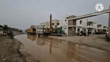 કઠલાલ: કપડવંજમાં સ્થાનિકે બોરવેલ બનાવતી વેળા રોડ પર પાણી રેલતા નોટિસ