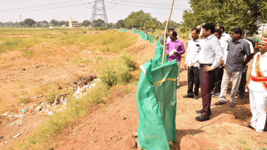 பென்னாகரம்: பிளியனூர் கிராமத்தில் மாவட்ட ஆட்சித் தலைவர் சதீஷ் திடீர் ஆய்வு