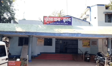 कुरूद: अज्ञात बदमाशों ने अखबार बांटने वाले युवक के साथ की मारपीट, लूटे दो मोबाइल और ₹2000 नगद